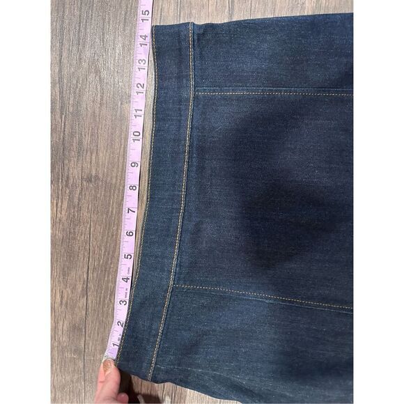 Ann Taylor Back Zipper Closure Dark Wash Denim A-Line Skirt Blue Size 4 Classic - Picture 13 of 15